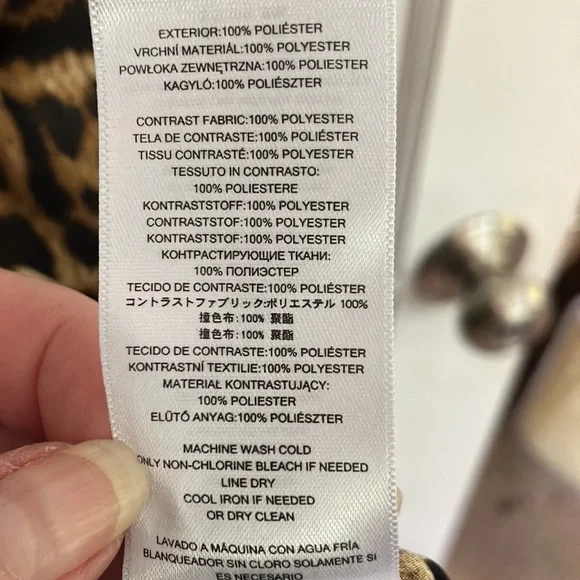 Michael Kors Animal Print Blouse 3x - Picture 3 of 3